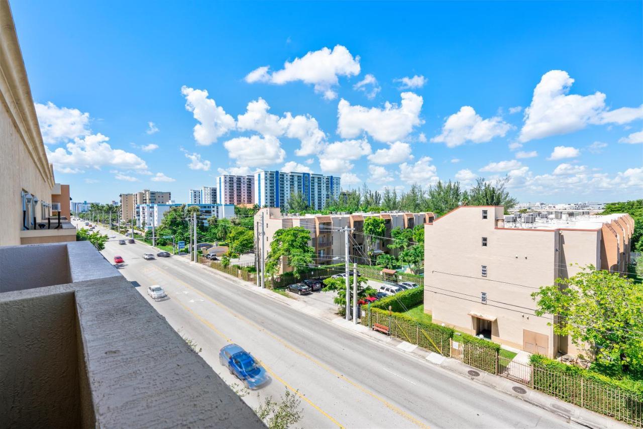 Airport Getaway Apartment ไมอามี ภายนอก รูปภาพ